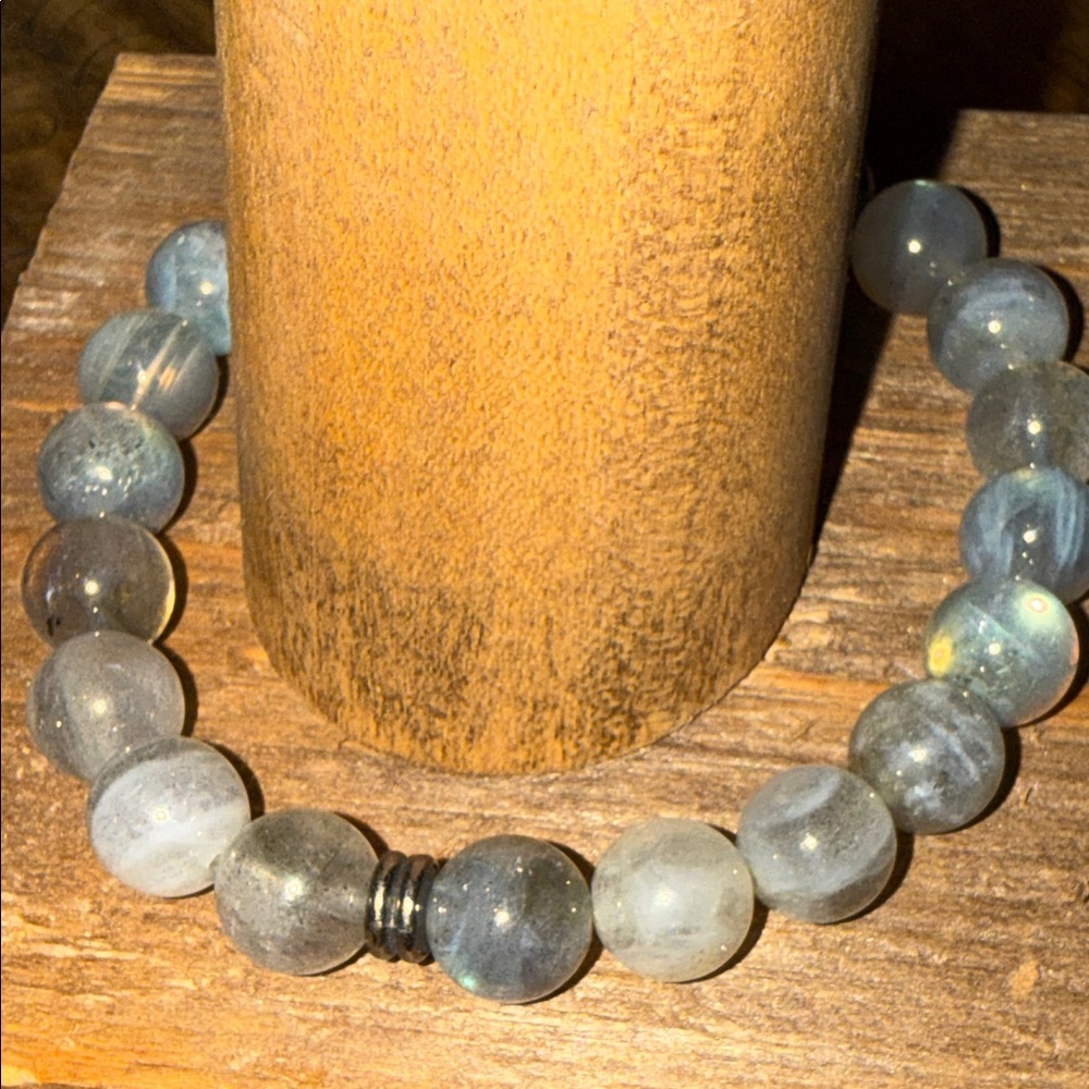Blue Labradorite Bracelet - Picture 2 of 2